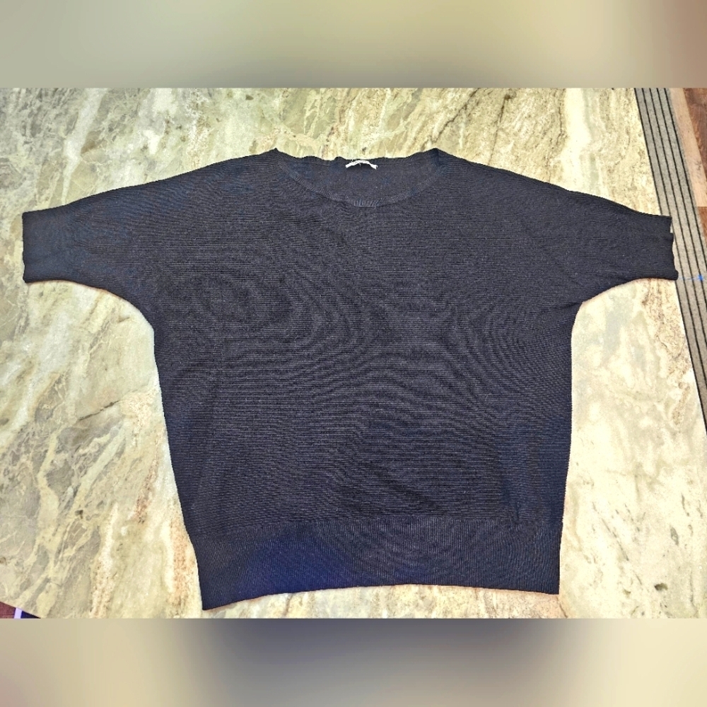 Vika Mitrani Black Batwing Sleeve Sweater Top Women’s One Size Relaxed Fit Rib
